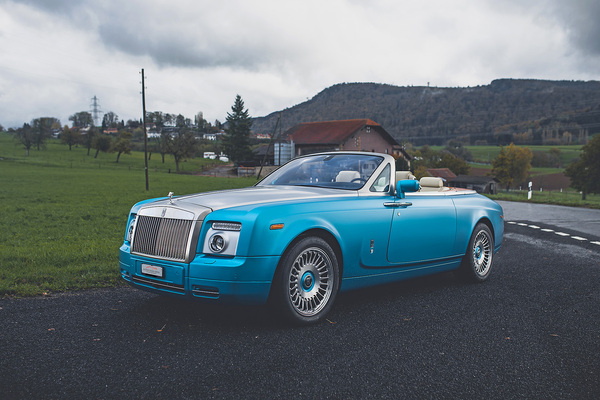 Bild: Rolls-Royce Phantom Drophead Coupe (2007) - als Lot 134 an der Versteigerung der Oldtimer Galerie in Gstaad am 29. Dezember 2022