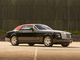 Rolls-Royce Phantom Drophead Coupé (2010) - als Lot 106 angeboten an der Bonhams Zoute Versteigerung am 9. Oktober 2022 Rolls-Royce Phantom Drophead Coupé (2010) - als Lot 106 angeboten an der Bonhams Zoute Versteigerung am 9. Oktober 2022