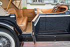 Rolls-Royce Phantom I Ascot Tourer (1930) - nur dank der massiven Höhe kann man gut einsteigen