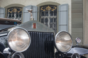 Rolls-Royce Phantom I Ascot Tourer (1930) - vor dem Tod von Frederick Henry Royce war das Markenzeichen rot gehalten