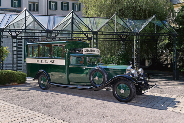 Image: Rolls-Royce Phantom II (1931) - at the first hotel bus meeting in Interlaken