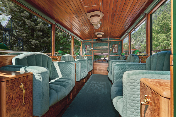 Bild: Rolls-Royce Phantom II (1931) – am ersten Hotelbustreffen in Interlaken