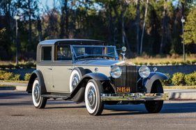 Rolls-Royce Phantom II Newport Town Car by Brewster (1933) - als Lot 214 an der RM/Sotheby's Amelia Island Versteigerung 2017 angeboten