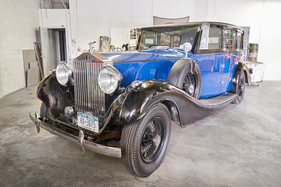 Rolls-Royce Phantom III Limousine with Division (1939) - als Lot 200 an der Bonhams Amelia Island Versteigerung am 20. Mai 2021
