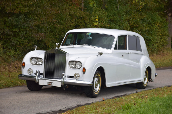 Rolls-Royce Phantom V by James Young (1967) - als Lot 70 an der Versteigerung der Oldtimer Galerie Toffen am 14. Oktober 2017