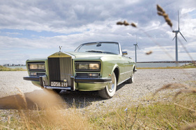Rolls-Royce Phantom VI Frua Cabriolet (1973) - der Blick wirkt recht böse Rolls-Royce Phantom VI Frua Cabriolet (1973) - der Blick wirkt recht böse