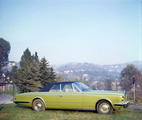 Rolls-Royce Phantom VI Frua Cabriolet (1973) - mit dunklem Verdeck