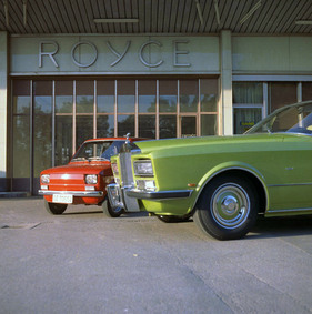 Rolls-Royce Phantom VI Frua Cabriolet (1973) - vor passender Firmenanschrift, vermutlich bei der RR-Vertretung Schmohl in Zürich