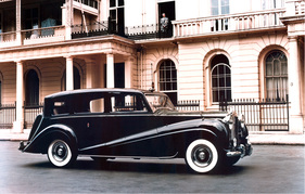Rolls-Royce Phantom VI - mit Laundaulet-Aufbau