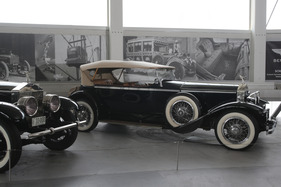 Rolls-Royce Phantom l (1930) - Teil der Sonderausstellung 2012/2013 "Luxus und Sport - Rolls-Royce und Bentley" im Pantheon in Muttenz bei Basel