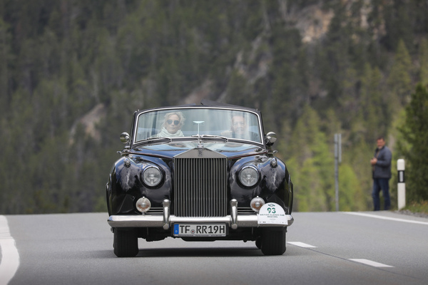 Rolls-Royce Silver Cloud 2 DHC (1961) - 30. BCCM St. Moritz “Safari Edition” 2024