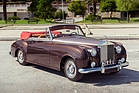 Image: Rolls-Royce Silver Cloud Convertible - Conversion par Silverhill (1959) - offered as lot 86 at the Artcurial Sur les Champs auction on October 16, 2022