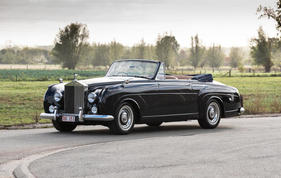 Rolls-Royce Silver Cloud Drophead Coupé (1957) - als Lot 20 angeboten an der Bonhams Bond Street Versteigerung am 1. Dezember 2018