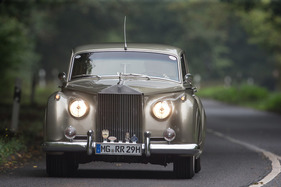 Rolls-Royce Silver Cloud I (1956) - 3,1 Meter Radstand garantieren Luxuskomfort