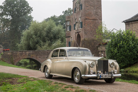 Rolls-Royce Silver Cloud I (1956) - imposantes Fahrzeug, auch heute noch
