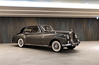 Rolls-Royce Silver Cloud I Sports Saloon by James Young (1956) - als Lot 122 an der RM/Sotheby's "Passion for Elegance" Versteigerung am 19. Juni 2021