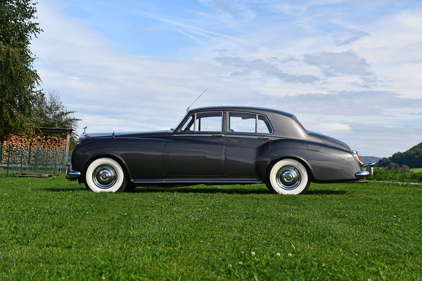 Bild: Rolls-Royce Silver Cloud II (1961) - als Lot 185 an der Versteigerung der Oldtimer Galerie Toffen am 14. Oktober 2023 angeboten