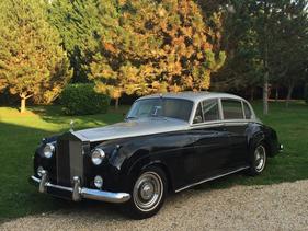 Rolls Royce Silver Cloud II Châssis Long, Berline avec Séparation Chauffeur (1960) - angeboten als Lot 410 an der Bonhams-Versteigerung im Grand Palais Paris am 4. Februar 2016 (1960)