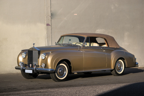 Rolls-Royce Silver Cloud II Drophead Coupé Adaptation by H.J. Mulliner (1962) - offered as lot 146 by RM/Sotheby's in Arizona on January 28/29, 2016