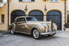 Rolls-Royce Silver Cloud II Drophead Coupé Adaptation by H.J. Mulliner (1962) - als Lot 164 an der RM/Sotheby's Amelia Island Versteigerung am 5. März 2022