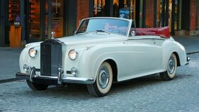 Rolls-Royce Silver Cloud II H.J. Mulliner Drophead Coupe Adaptation (1961) - als Lot 146 an der Broad Arrow Amelia Island Auction 2025