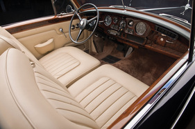 Rolls-Royce Silver Cloud III Drophead Coupe by Mulliner Park Ward (1965) - versteigert als Lot 157 an der RM Auction "Don Davis Collection" am 27. April 2013