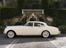 Rolls-Royce Silver Cloud III Flying Spur (1964) - Bei der Restauration 2020 in Old English White lackiert Rolls-Royce Silver Cloud III Flying Spur (1964) - Bei der Restauration 2020 in Old English White lackiert