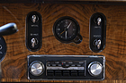Rolls-Royce Silver Cloud III Flying Spur (1964) - Das Radio spielt nur Mittel- und Langwelle