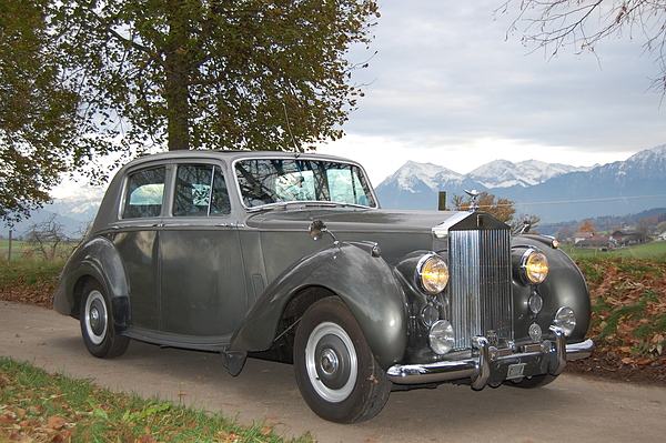 Rolls-Royce Silver Dawn (1955) - angeboten als Lot 84 an der Versteigerung der Oldtimer Galerie Toffen vom 1. Dezember 2012