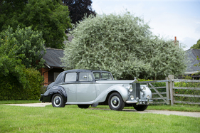Rolls-Royce Silver Dawn Saloon (1954) - Angeboten als Lot Nr. 205 bei der Bonhams Goodwood Revival Auction am 18. September 2021