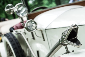Rolls Royce Silver Ghost (1914) - auf dem Schloss Dyck bei der Kronprinz Wilhelm Rasanz Fahrt 2013