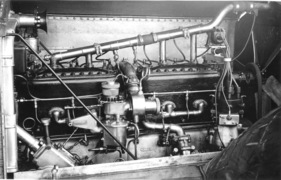 Rolls-Royce Silver Ghost (1920) - 7,4-Liter-Motor mit rund 65 PS bei 1750 U/min - zeichnete sich durch Zuverlässigkeit und Laufruhe aus
