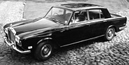 Rolls-Royce Silver Shadow (1971) - sieht in dunklen Farben besonders gut aus