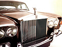 Rolls-Royce Silver Shadow (1976) - der Kühlergrill wird weitgehend von Hand gebaut