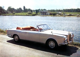 Rolls-Royce Silver Shadow Drophead Coupé (1968) - Der Vorgänger des Corniche - Aufnahme aus dem deutschen Verkaufsprospekt