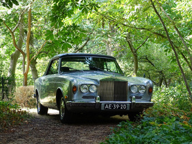 Rolls-Royce Silver Shadow Drophead Coupé (1970) - die schiere Grösse sieht man dem Cabriolet gar nicht an