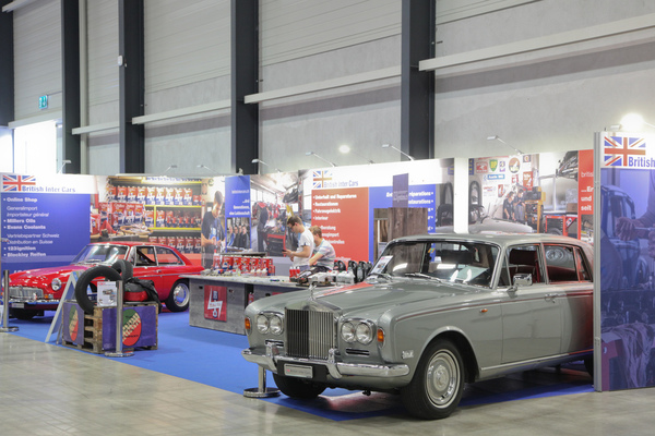 Rolls-Royce Silver Shadow und MGB GT auf dem Stand von British Inter Cars - Swiss Classic World Luzern 2018
