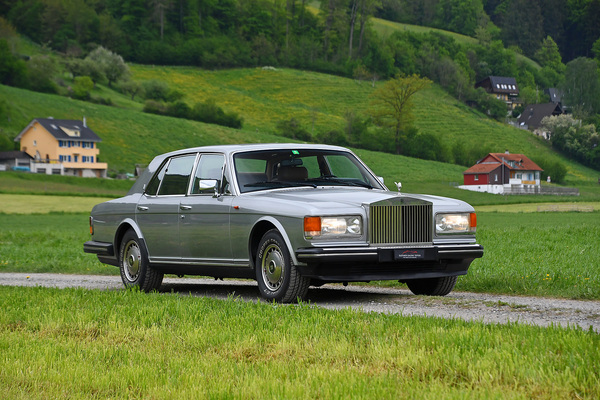 Rolls-Royce Silver Spirit (1989) - als Lot 34 angeboten an der Versteigerung der Oldtimer Galerie Toffen am 22. März 2025