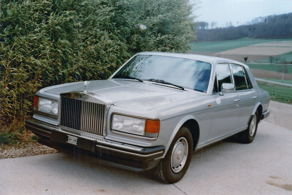 Rolls-Royce Silver Spirit (1990) - als Lot 068 am 25. April 2015 an der Versteigerung der Oldtimer Galerie in Toffen