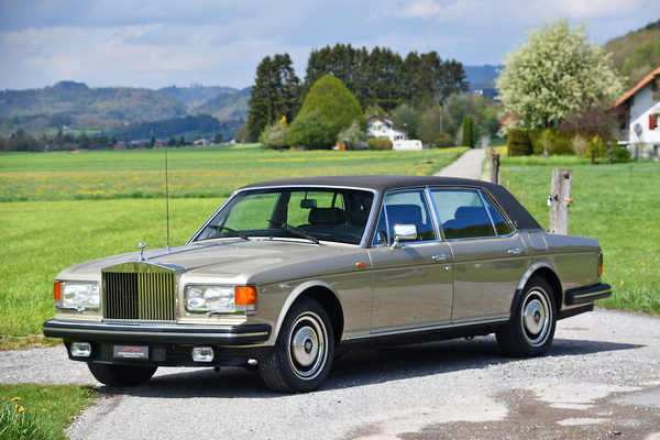 Rolls-Royce Silver Spur (1983) - als Lot 06 angeboten an der Versteigerung der Oldtimer Galerie an der Swiss Classic World Luzern am 28. Mai 2022