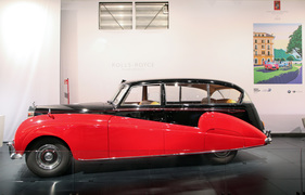 Rolls-Royce Silver Wraith (1956) - mit Spezialkarosserie auf dem BMW-Stand (Techno Classica 2017)