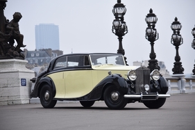 Rolls-Royce Silver Wraith Coupé "Sport Saloon" par Freestone & Webb (1947) - as lot 128 at the Artcurial auction on the occasion of the Rétromobile Paris on March 18/19, 2022