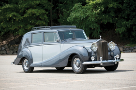 Rolls-Royce Silver Wraith Limousine by H.J. Mulliner (1958) - als Lot 158 an der RM/Sotheby's Hershey Versteigerung vom 6./7. Oktober 2016