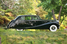 Rolls-Royce Silver Wraith Touring Limousine (1955) - angeboten an der RM Auktion von Monterey vom 19. und 20. August 2011 (1955)