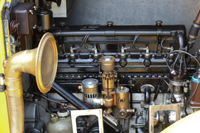 Rolls-Royce - eine Stunde Vorbereitungszeit für die Fahrt auf den Zürichberg - an der DolderClassics vom 7. September 2014