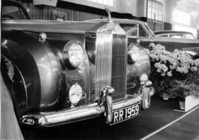 Rolls-Royce - unveränderter Kühler, traditionelles Design - Genfer Autosmobilsalon 1959
