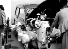 Rosengart Sagaie (1954) - Detailansicht des verbauten Motors.