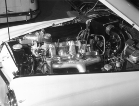Rover 105 (1956) - Blick in den Motorraum