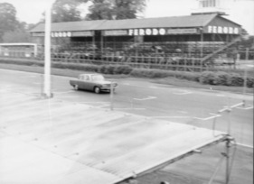 Rover 2000 (1963) - bei Testfahrten in Goodwood