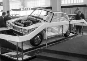 Rover 2000 (1964) - das neue Aushängeschild des britischen Herstellers - am Genfer Autosalon 1964